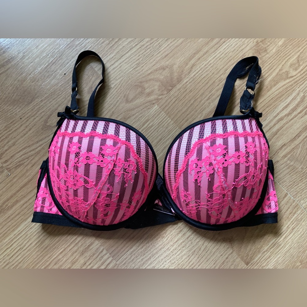 Victoria’s Secret Bra